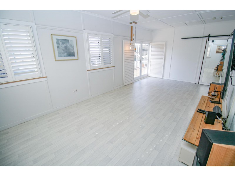 14 Stocks Lane, Walloon QLD 4306