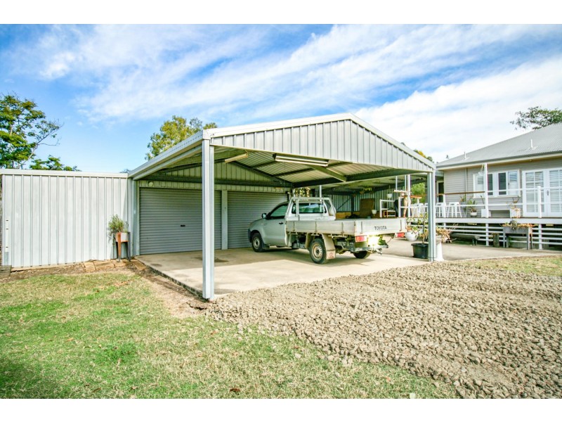 14 Stocks Lane, Walloon QLD 4306