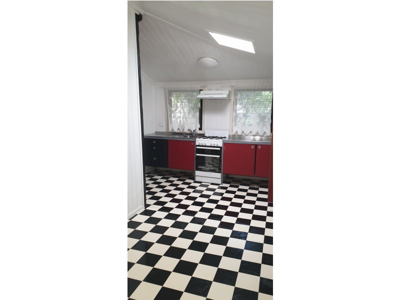 126 Thorn Street, Ipswich QLD 4305