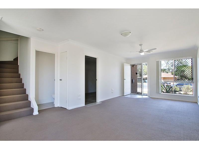 2/43 River Road, Bundamba QLD 4304