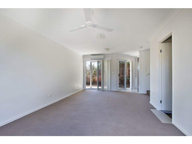 2/43 River Road, Bundamba QLD 4304