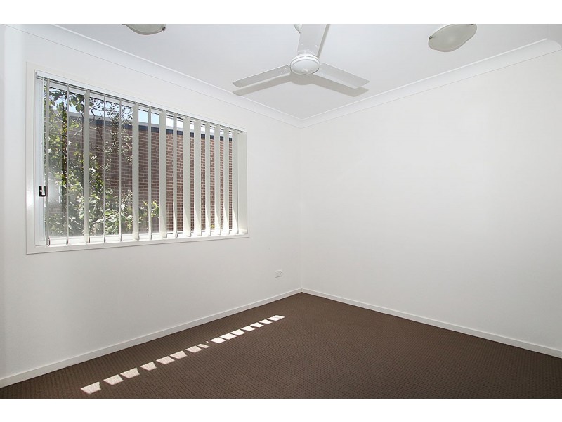 2/43 River Road, Bundamba QLD 4304