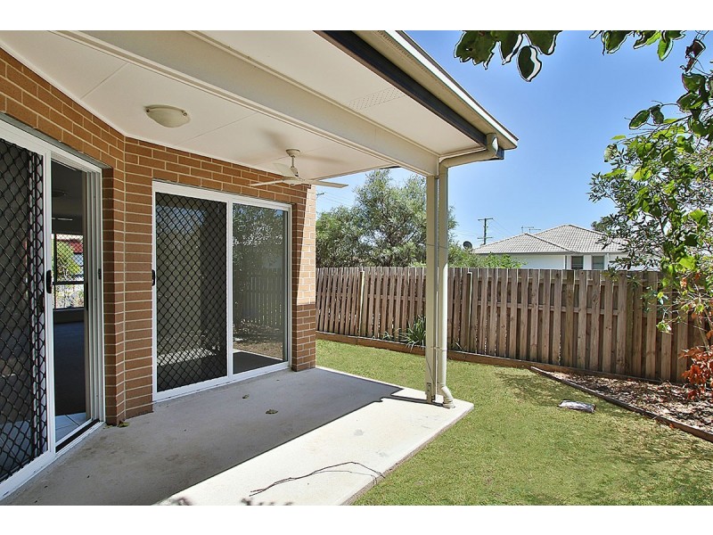 2/43 River Road, Bundamba QLD 4304