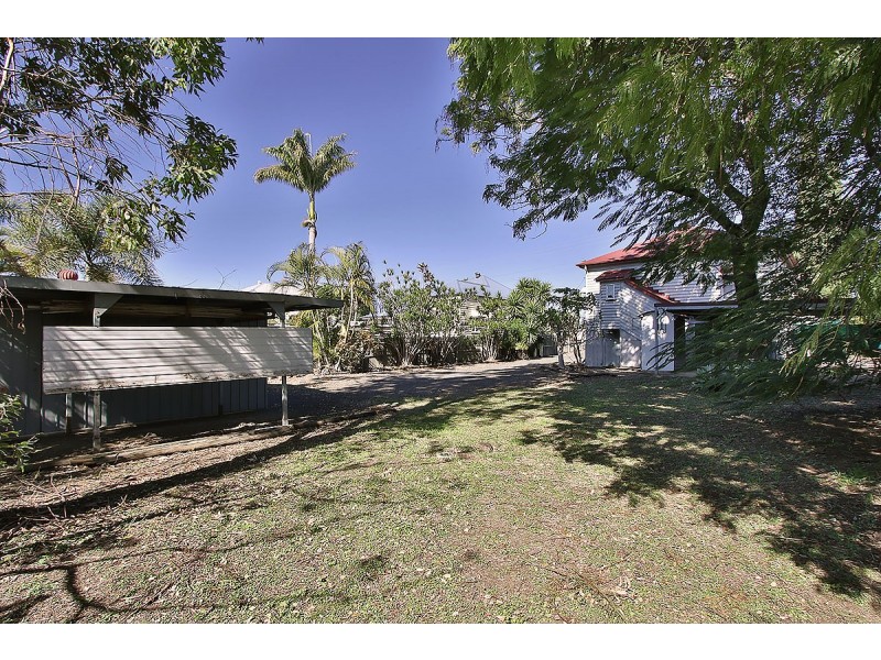 142 Blackstone Road, Silkstone QLD 4304