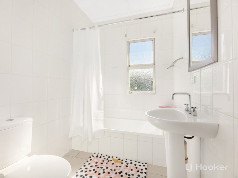 1/Chermside Road, Eastern Heights QLD 4305