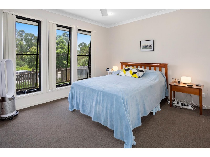 48 Sovereign Drive, Deebing Heights QLD 4306