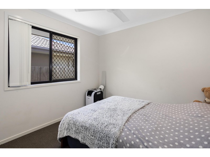 48 Sovereign Drive, Deebing Heights QLD 4306