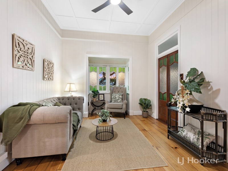 71 Glebe Road, Silkstone QLD 4304