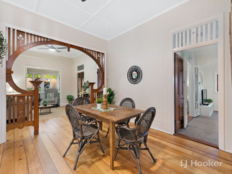 71 Glebe Road, Silkstone QLD 4304