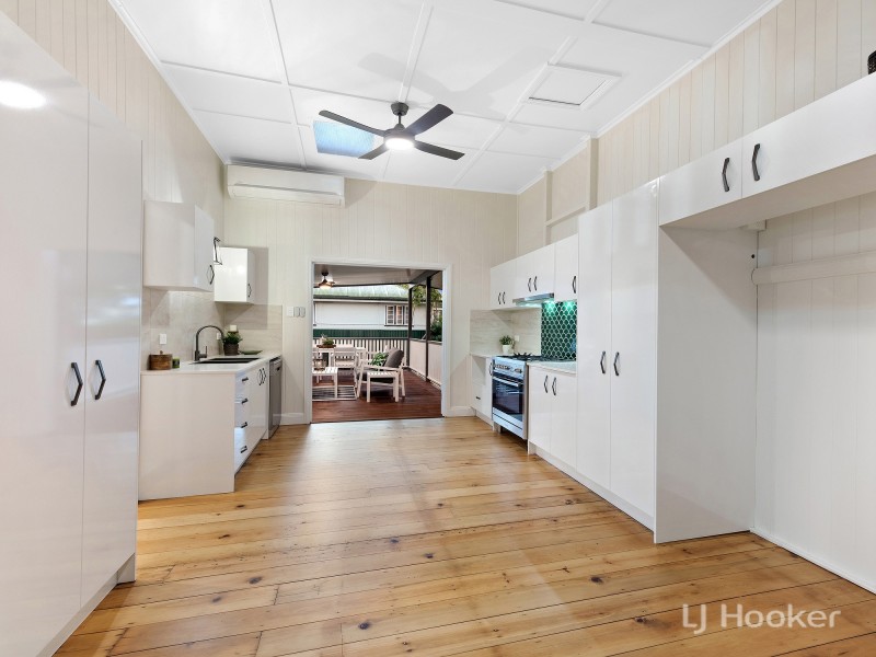 71 Glebe Road, Silkstone QLD 4304