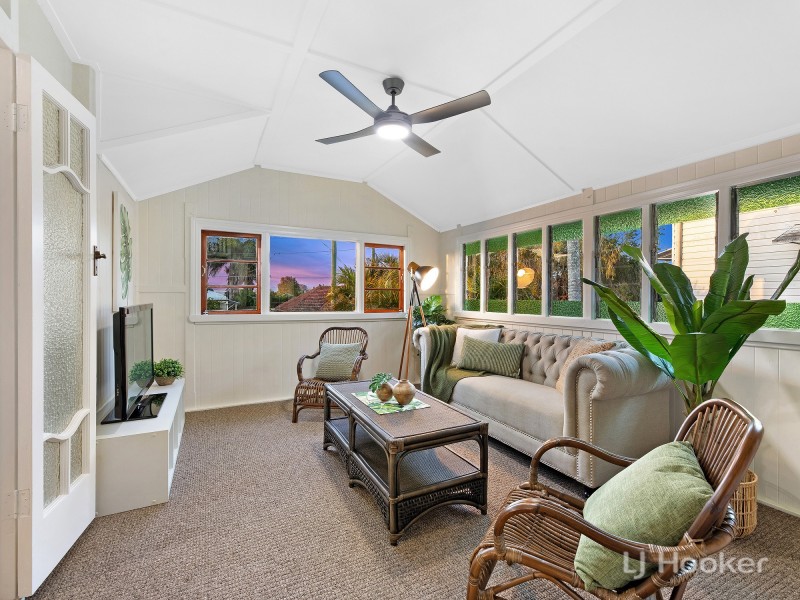 71 Glebe Road, Silkstone QLD 4304