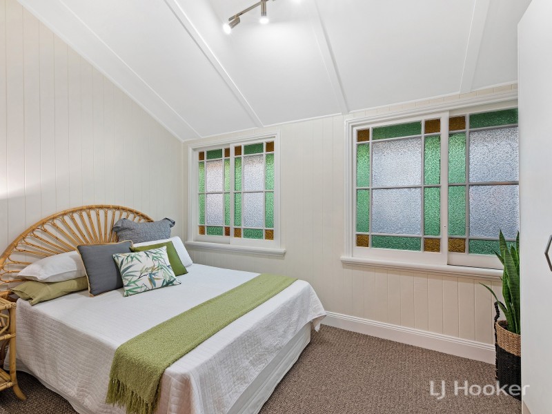 71 Glebe Road, Silkstone QLD 4304