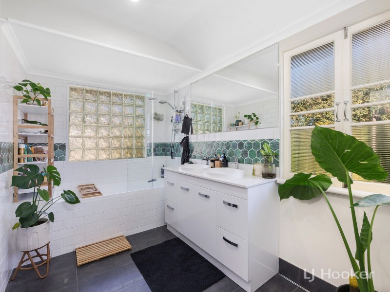 6 Shelley Street, Brassall QLD 4305