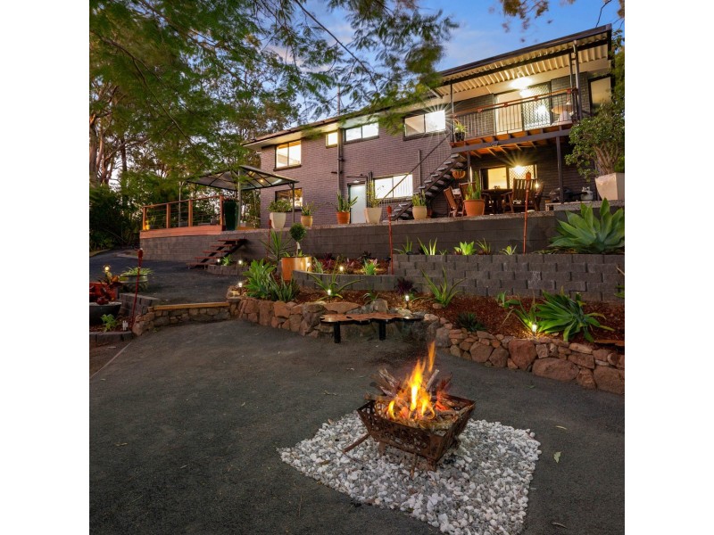 93 Fiona Street, Bellbird Park QLD 4300