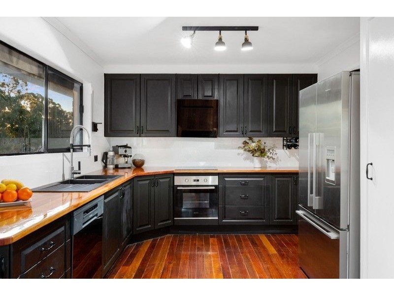 93 Fiona Street, Bellbird Park QLD 4300