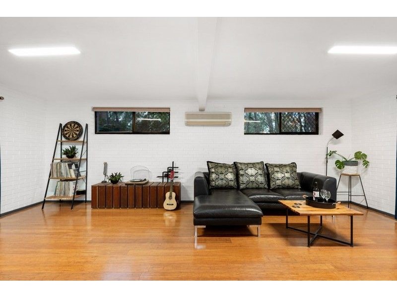 93 Fiona Street, Bellbird Park QLD 4300