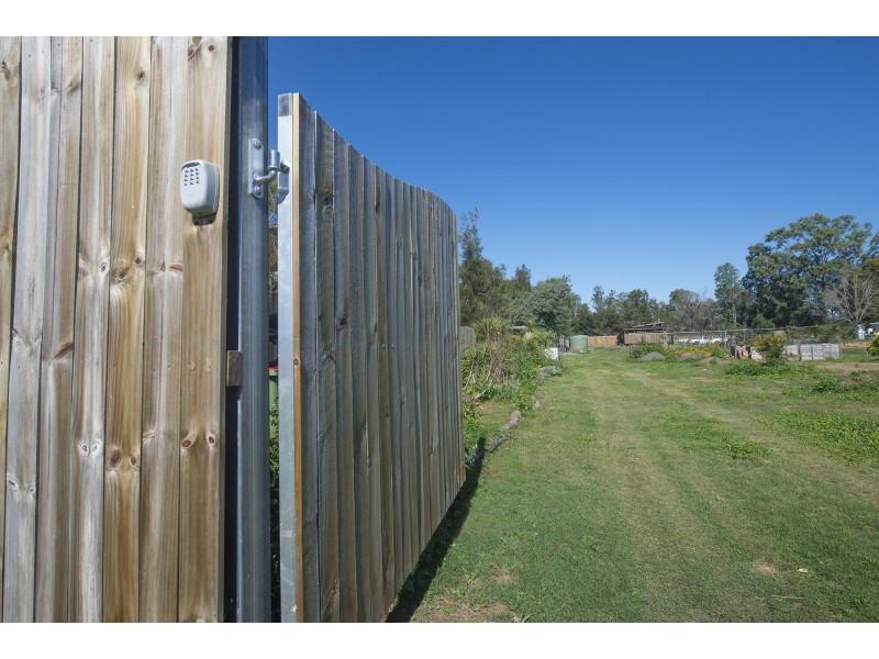 25 Gipps St, Calvert QLD 4340