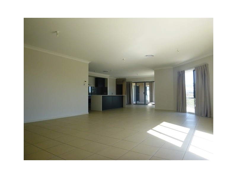 7 O’Connell Place, Bellbowrie QLD 4070