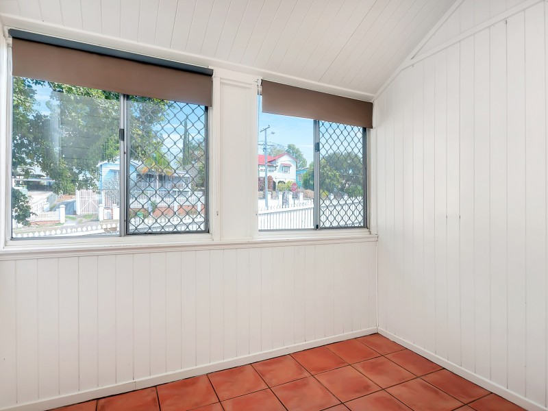 1 Eastwood Street, North Ipswich QLD 4305