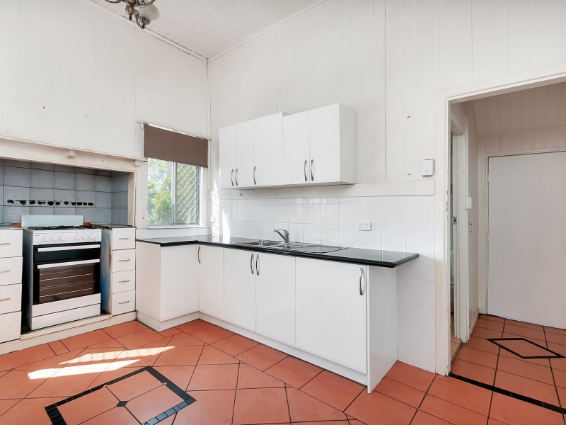 1 Eastwood Street, North Ipswich QLD 4305