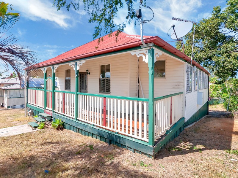 1 Eastwood Street, North Ipswich QLD 4305