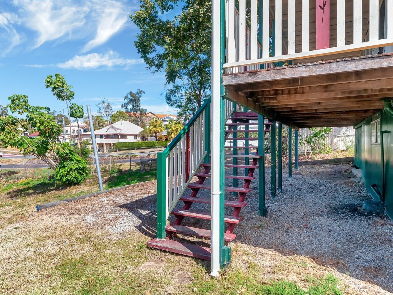 1 Eastwood Street, North Ipswich QLD 4305