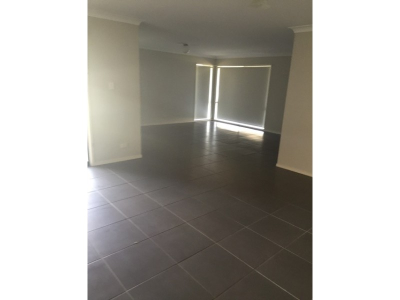 34 Schmidt Road, Fernvale QLD 4306