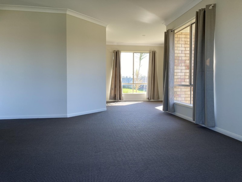 22 Bray Street, Lowood QLD 4311