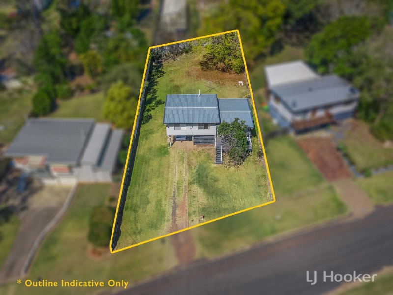 7 Queen Street, Blackstone QLD 4304