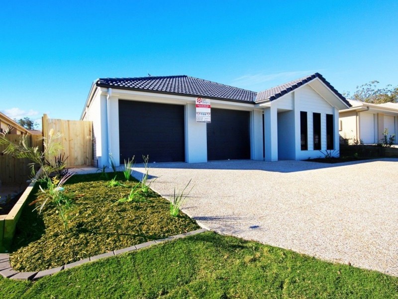 2/12 Melville Drive, Brassall QLD 4305