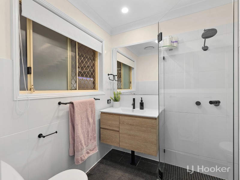 15 Fisher Street, Collingwood Park QLD 4301