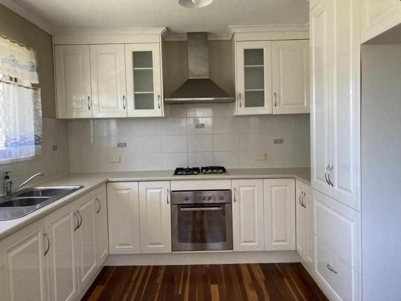 40 Rumsey Drive, Raceview QLD 4305