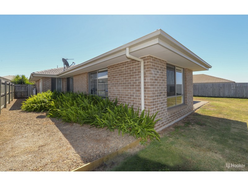 37 Peregrine Dr, Lowood QLD 4311