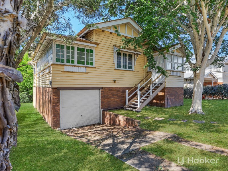 16 Montauban Street, Newtown QLD 4305