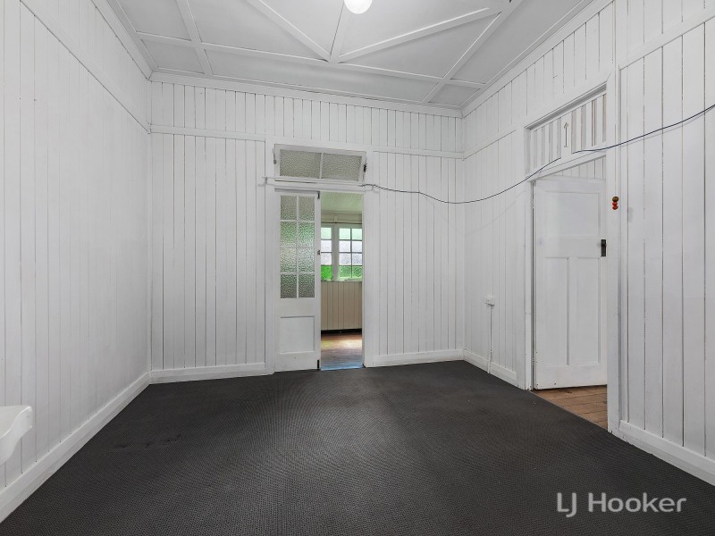 16 Montauban Street, Newtown QLD 4305