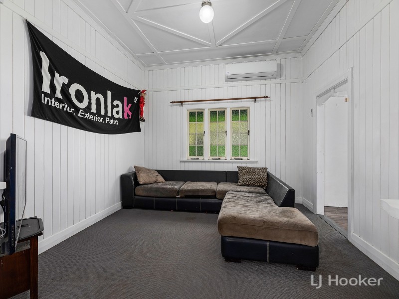 16 Montauban Street, Newtown QLD 4305