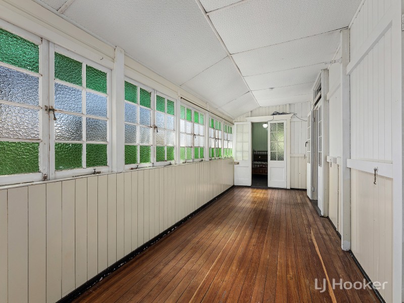 16 Montauban Street, Newtown QLD 4305