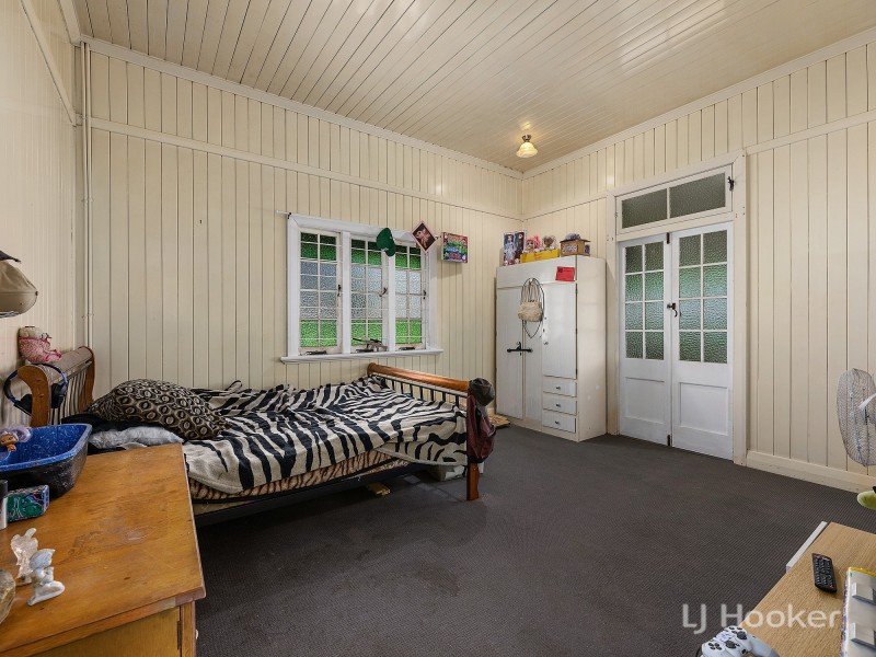 16 Montauban Street, Newtown QLD 4305