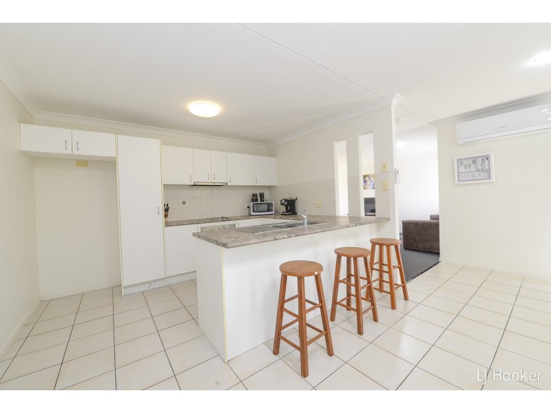 16 Wattle Crescent, Raceview QLD 4305