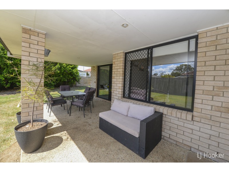 16 Wattle Crescent, Raceview QLD 4305