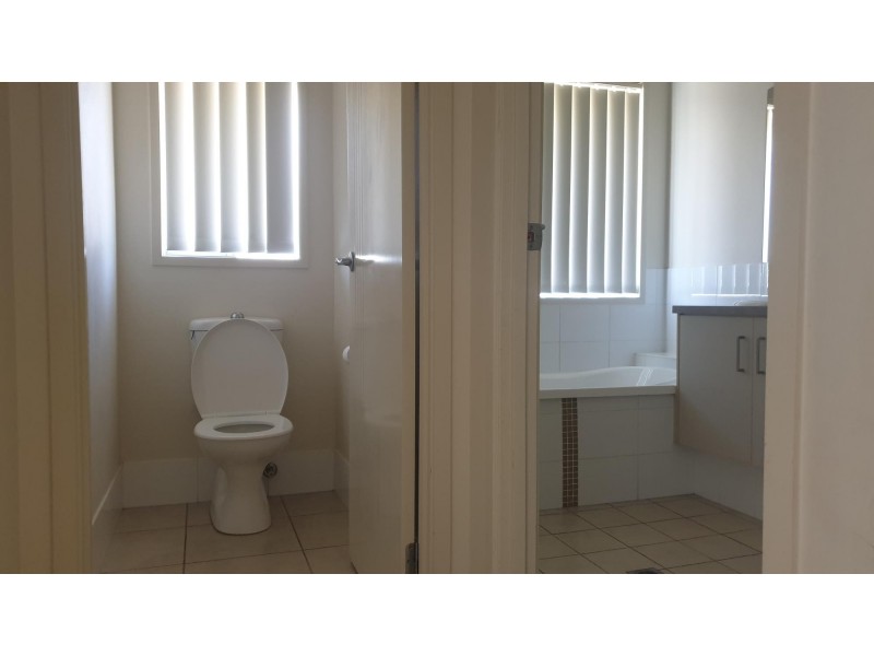 45 Lilley Terrace, Chuwar QLD 4306