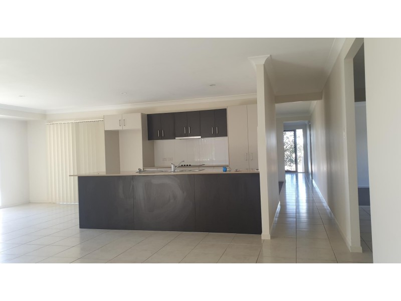 45 Lilley Terrace, Chuwar QLD 4306