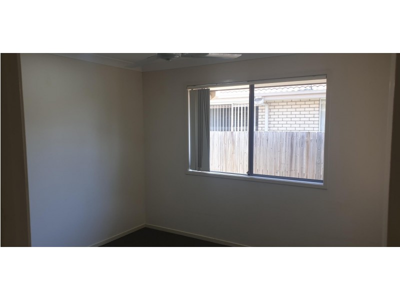 69 Vivian Hancock, North Booval QLD 4304