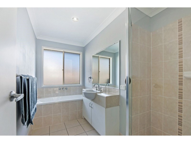 18 Waratah Court, Yamanto QLD 4305