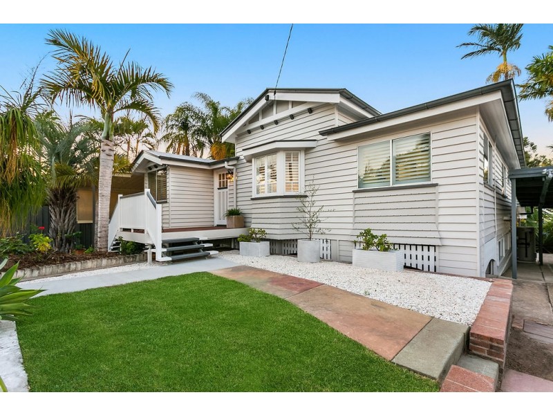 4 Marvin Street, Eastern Heights QLD 4305