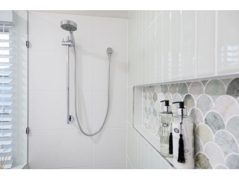 4 Marvin Street, Eastern Heights QLD 4305