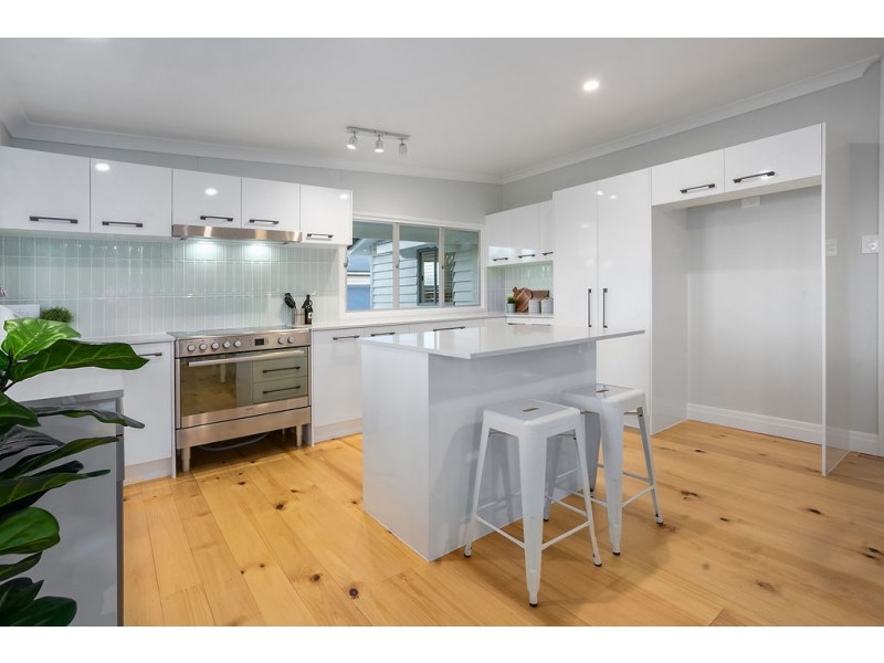 4 Marvin Street, Eastern Heights QLD 4305