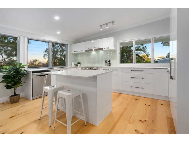 4 Marvin Street, Eastern Heights QLD 4305