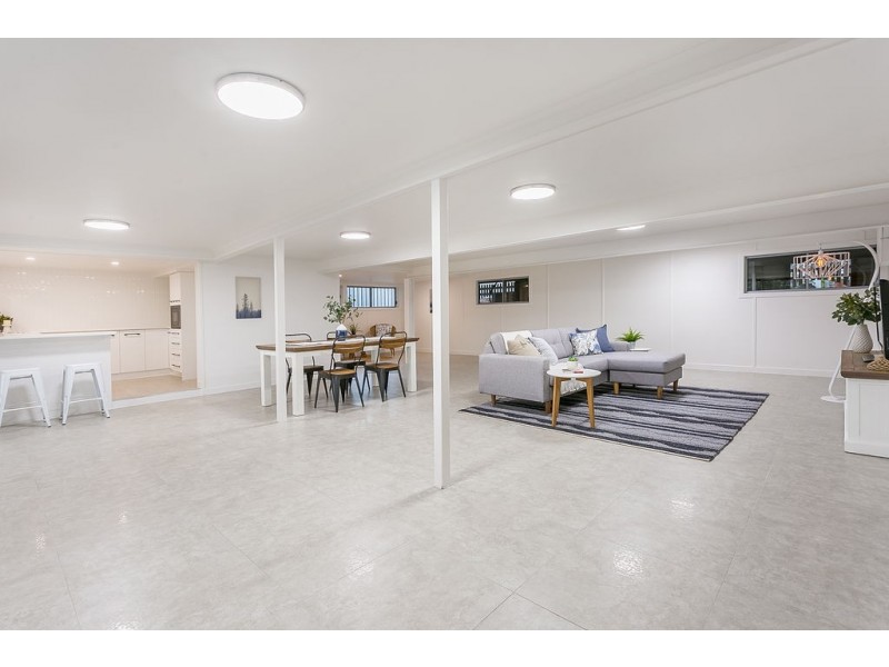 4 Marvin Street, Eastern Heights QLD 4305