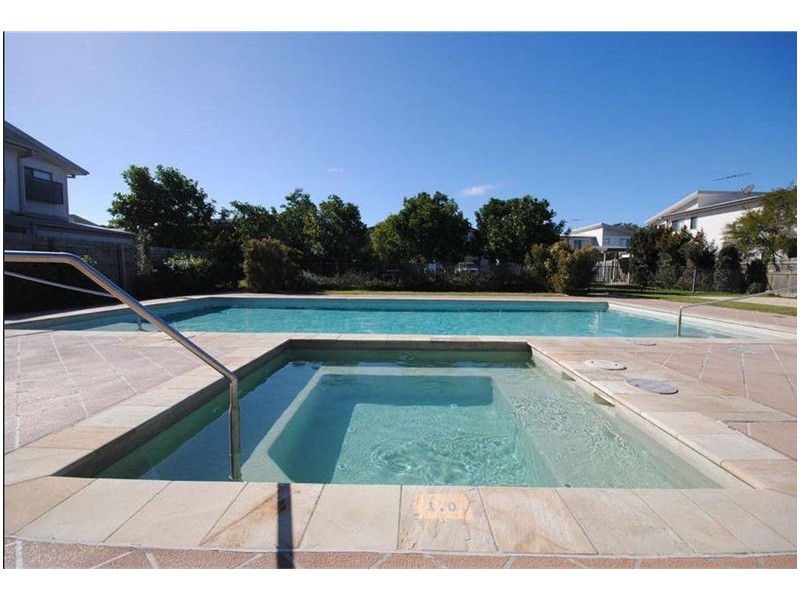 32/40-56 Gledson Street, North Booval QLD 4304